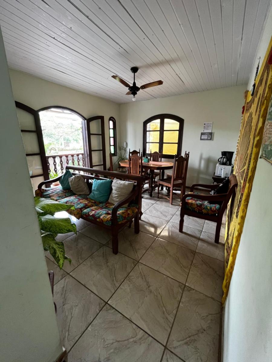 Amanhecer em Buzios Guest House - Housity