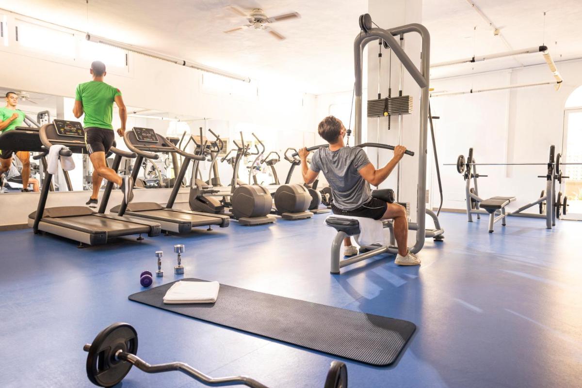 Gimnasio o instalaciones de fitness de TUI MAGIC LIFE Cala Pada - All Inclusive