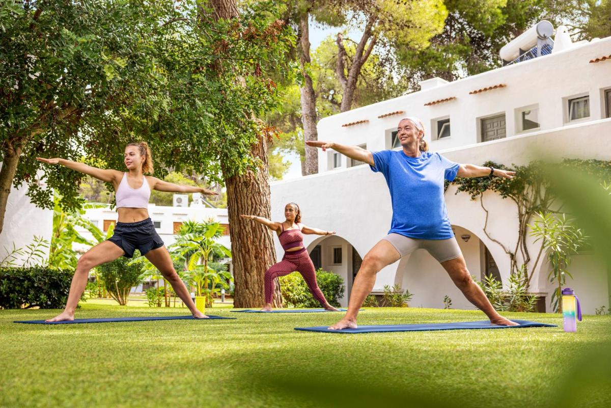 Clientes alojados en TUI MAGIC LIFE Cala Pada - All Inclusive