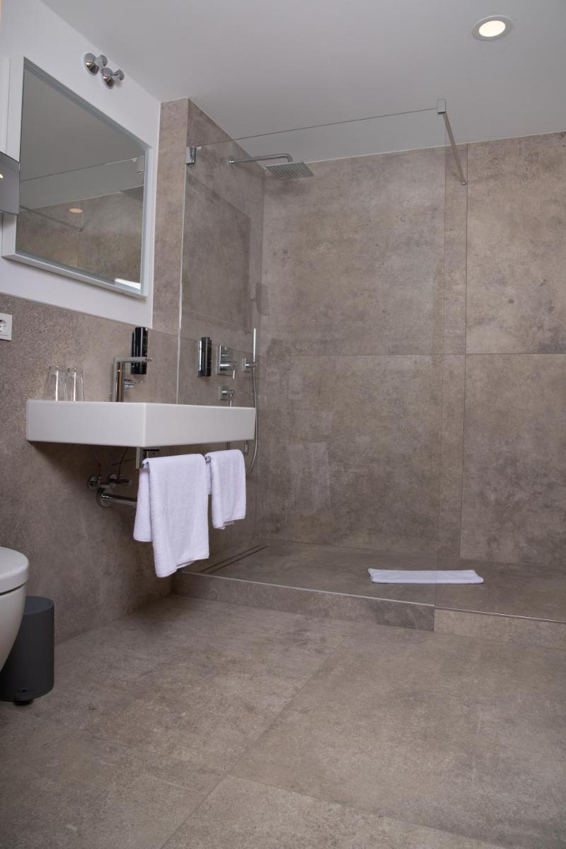 Hotel Elfbuchen - Housity