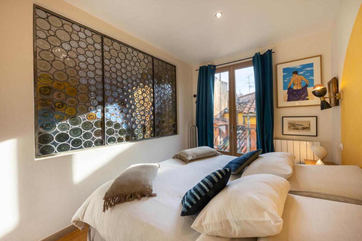 Spacious and bright flat close to the beach : heart of old Nice - Housity