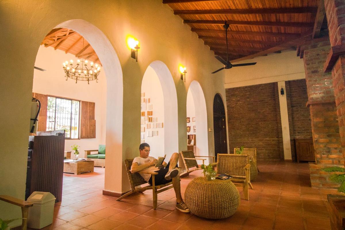 LITERATIUM - Housity