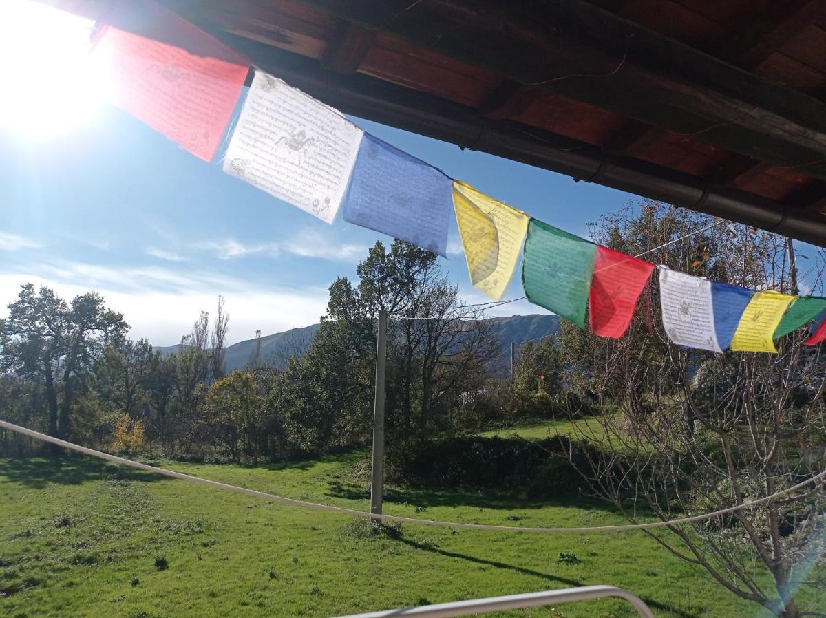 Famiglia nel vento - Housity