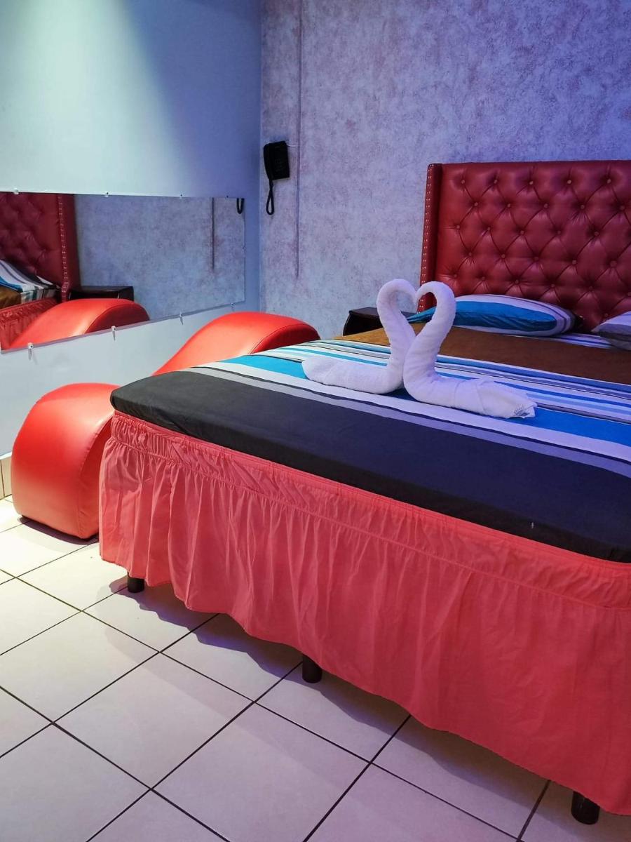 Hotel La Fragua - Housity