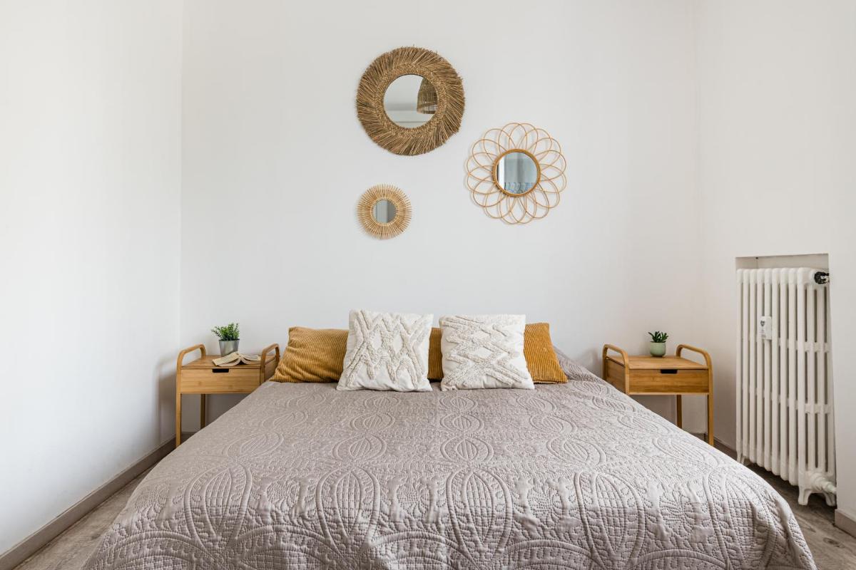Le Steel-Appart Cosy-Parking-WIFI-NETFLIX - Housity