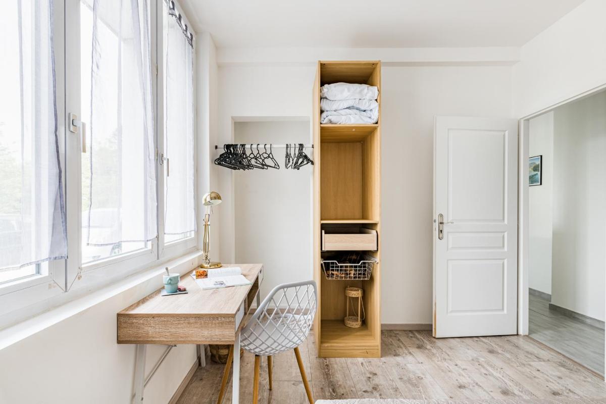 Le Steel-Appart Cosy-Parking-WIFI-NETFLIX - Housity