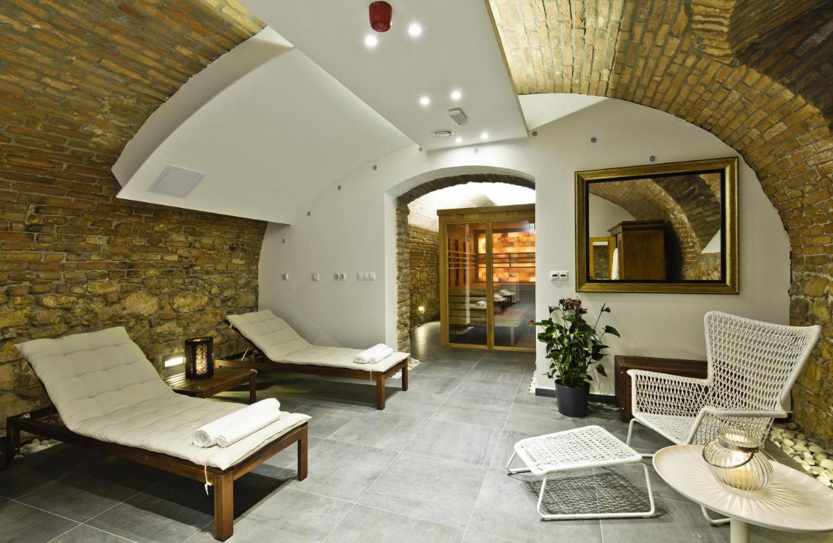 Adele Boutique Hotel - Housity