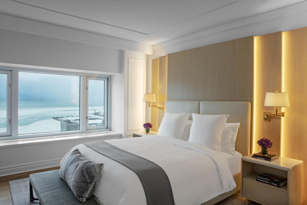 Four Seasons Chicago - Housity