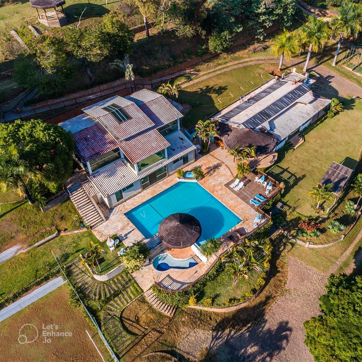 Hotel Manoah - Housity