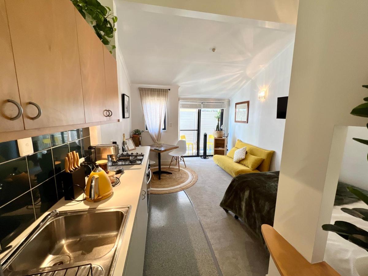 Self Contained Haven in New Farm - Housity