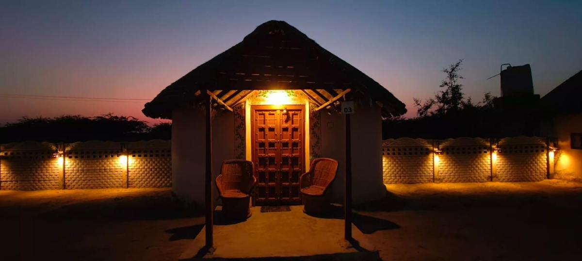 Surkhab rann resort - Housity
