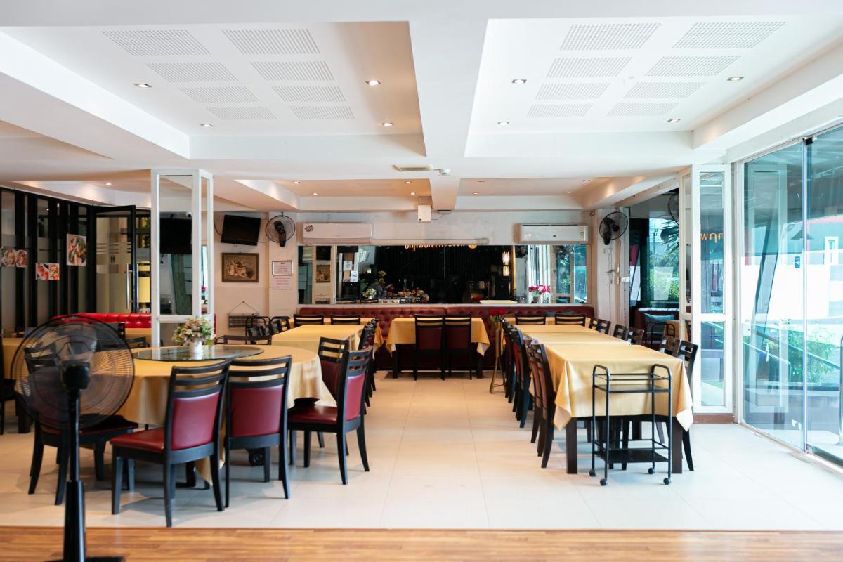 Grand Ratchapruek Hotel - Housity