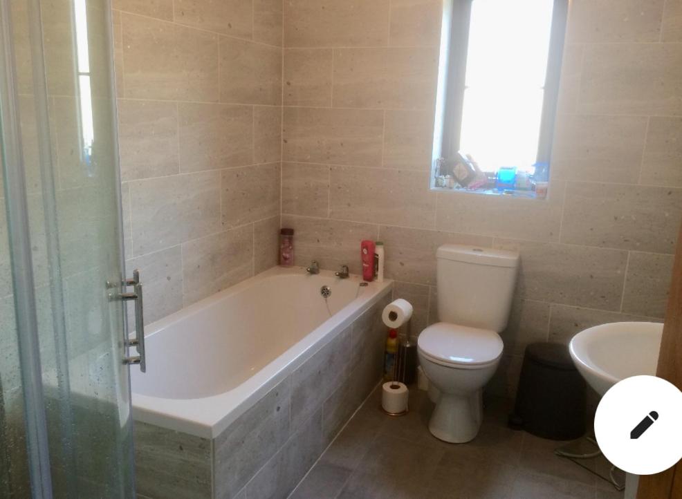 Fermanagh Homestay - Housity