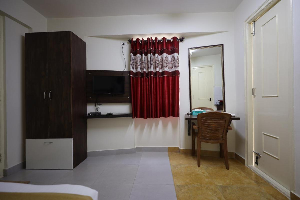 Stayhome Classic - Housity