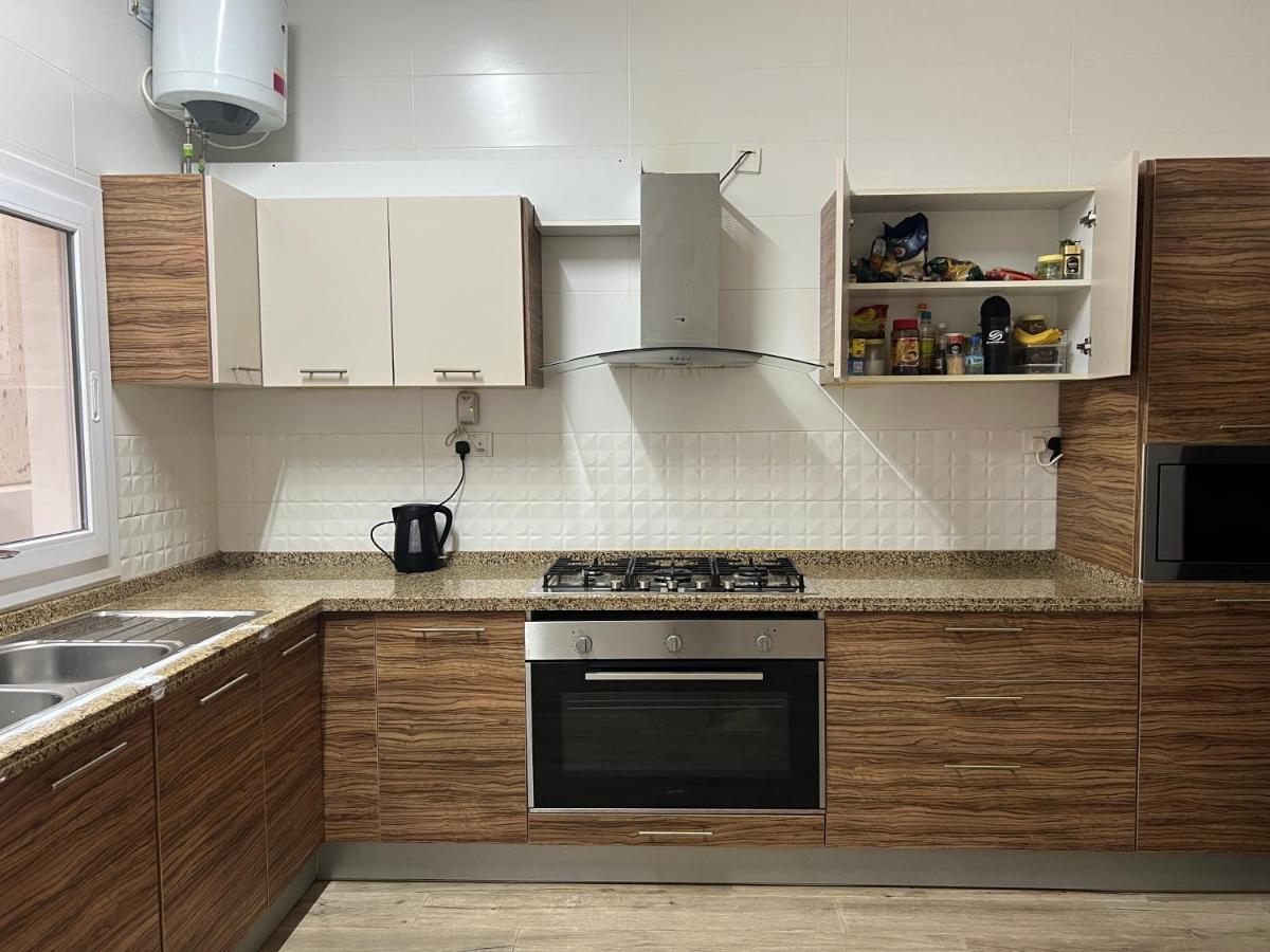 Muscat Seaside House - Housity