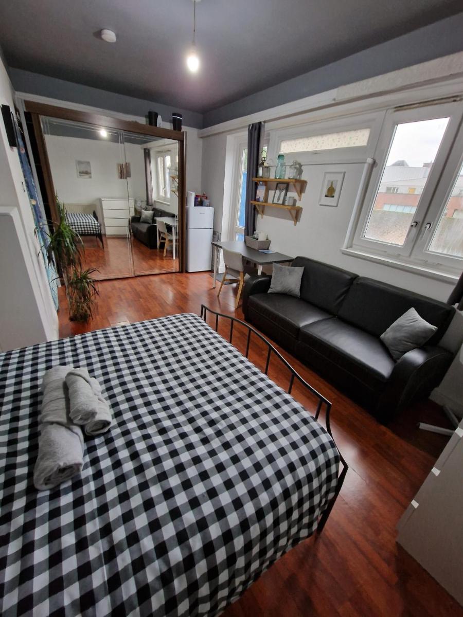 Spacious room private balcony - Central London - zone 1 - Elephant and Castle - Housity