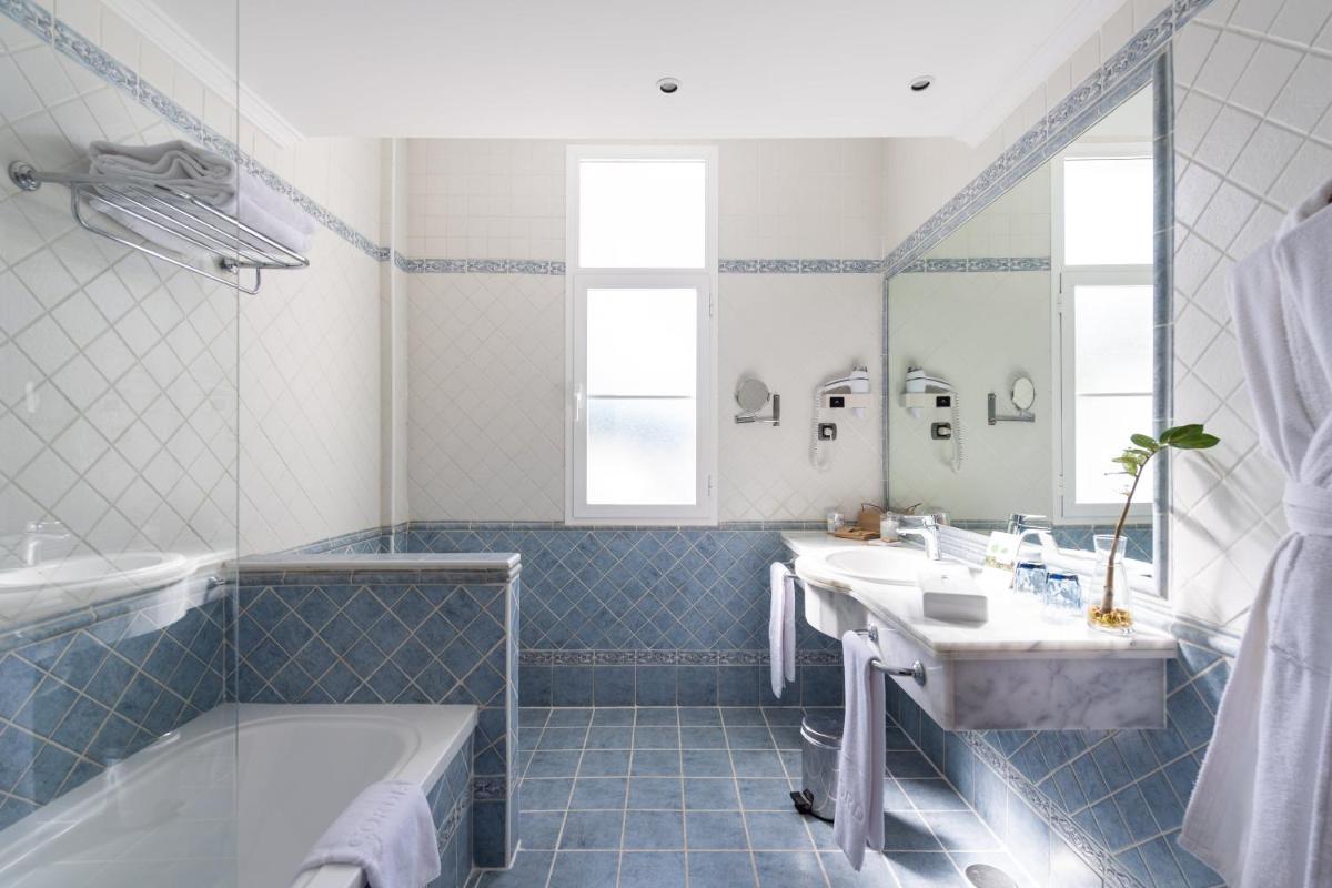 Un baño de Hotel Cordial Mogán Playa