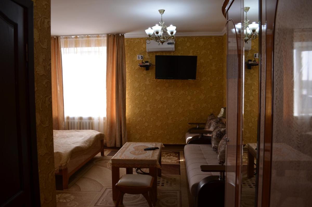 The Grand Hotel - Housity