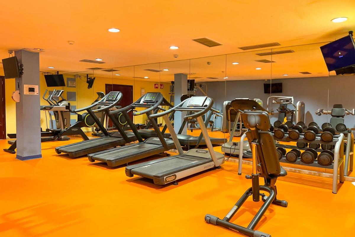 Gimnasio o instalaciones de fitness de Hotel Cordial Mogán Playa