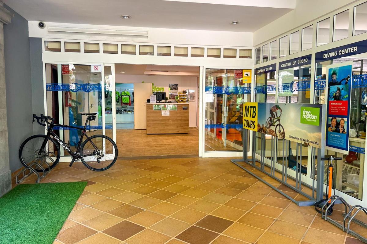 Montar en bicicleta en Hotel Cordial Mogán Playa o alrededores