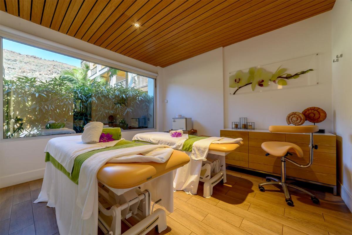 Cama o camas de una habitación en Hotel Cordial Mogán Playa