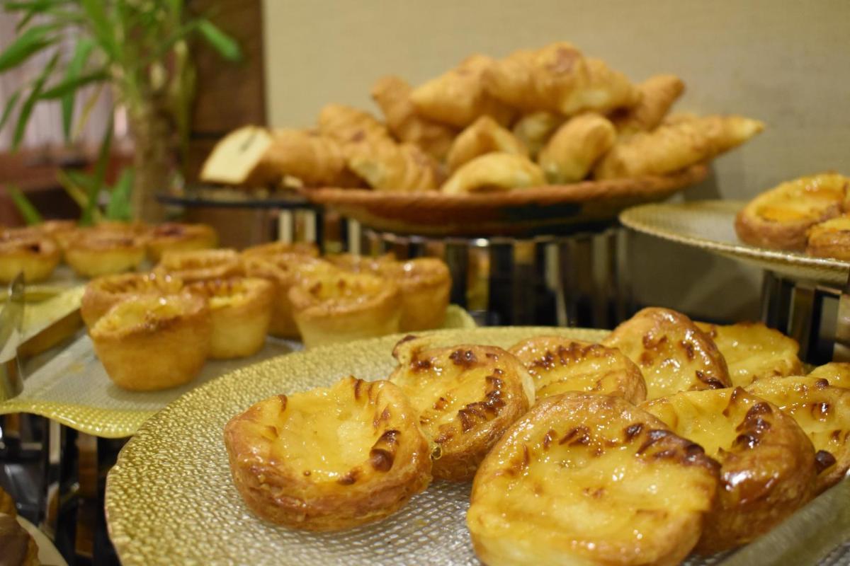 Cloud City Hotel - Housity