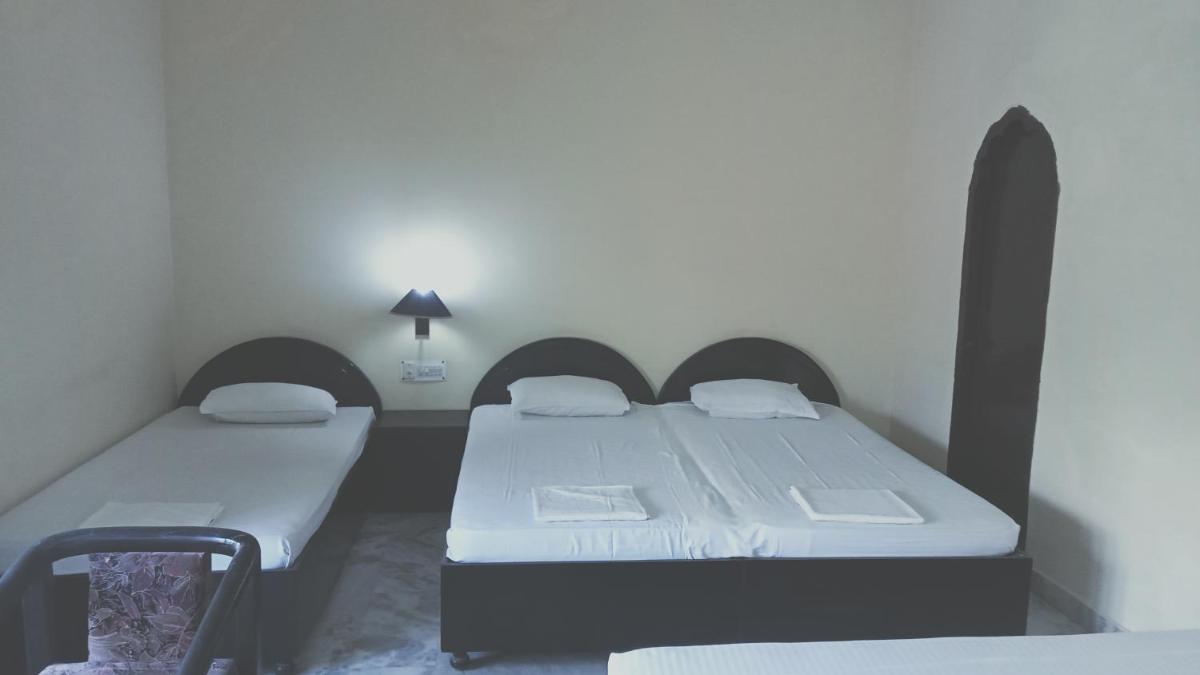 Hotel Marble Palace - Housity