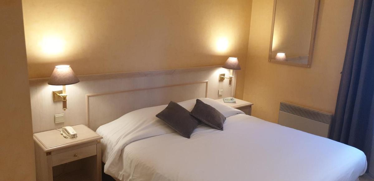Logis L'Auberge Bourbonnaise - Housity