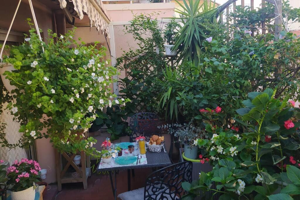 Chambre d'Hôte de charme avec petit déjeuner offert - Housity