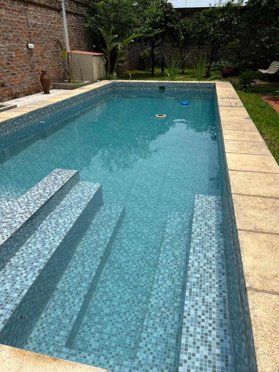 Suitetrails - Casa con piscina y parque