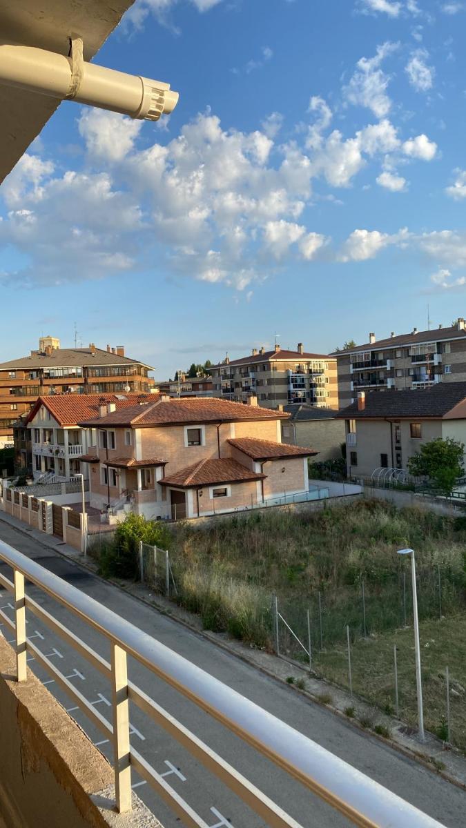 VIAJERO Briviesca - Housity