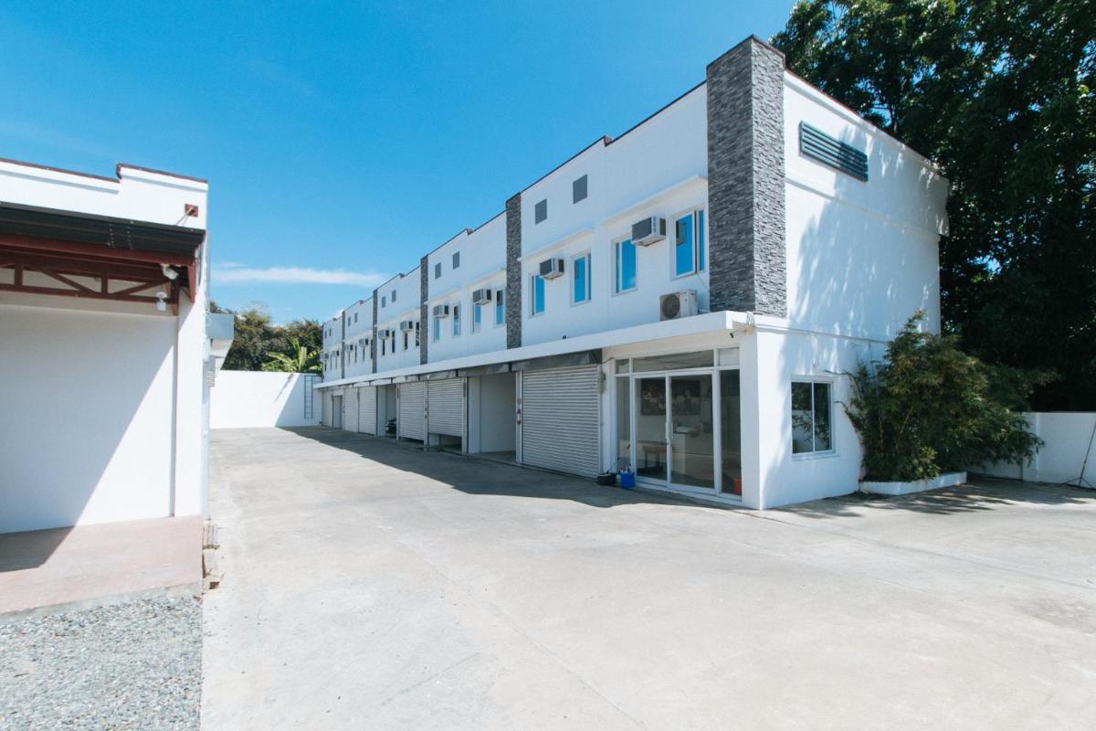 WestCourt Inn Ilocos Sur - Housity