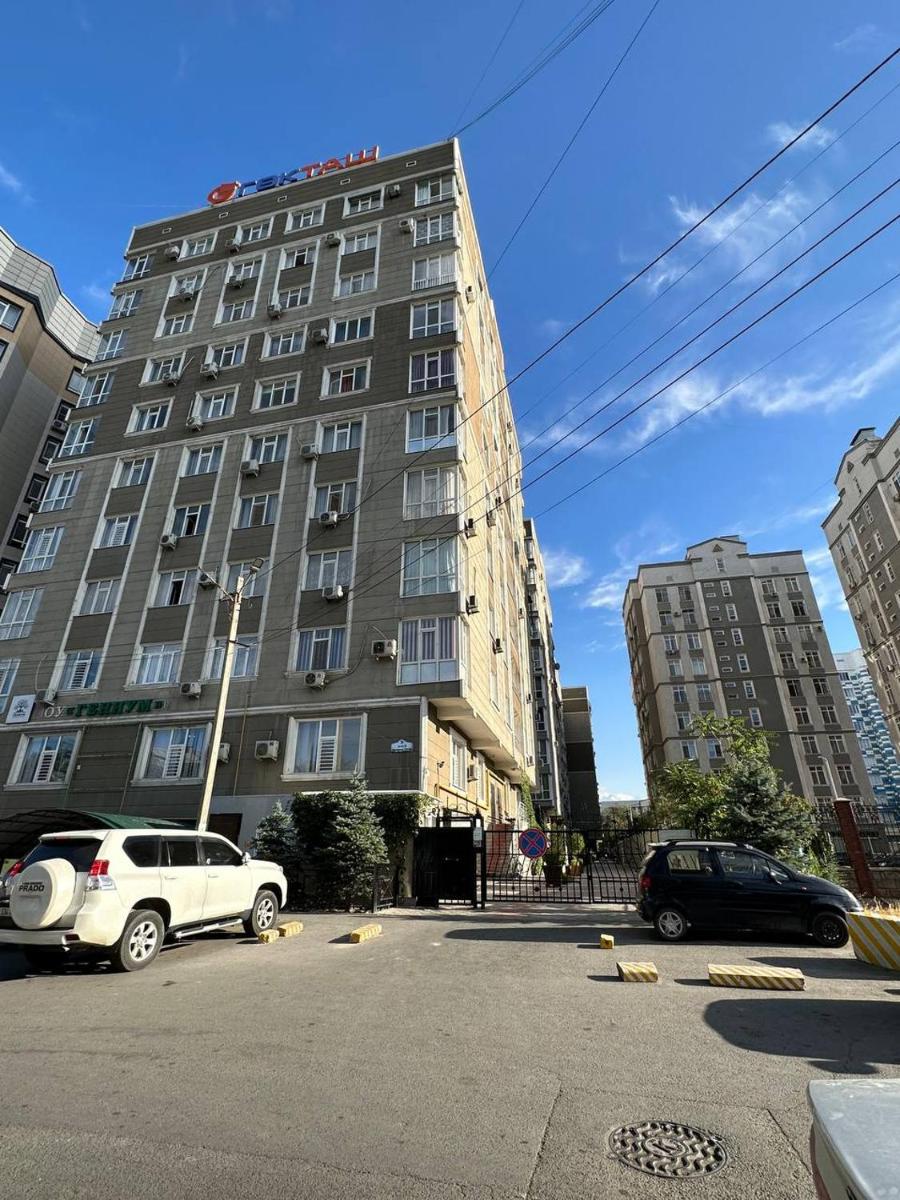 2-room studio-apartment on Chuykova 134a - Housity