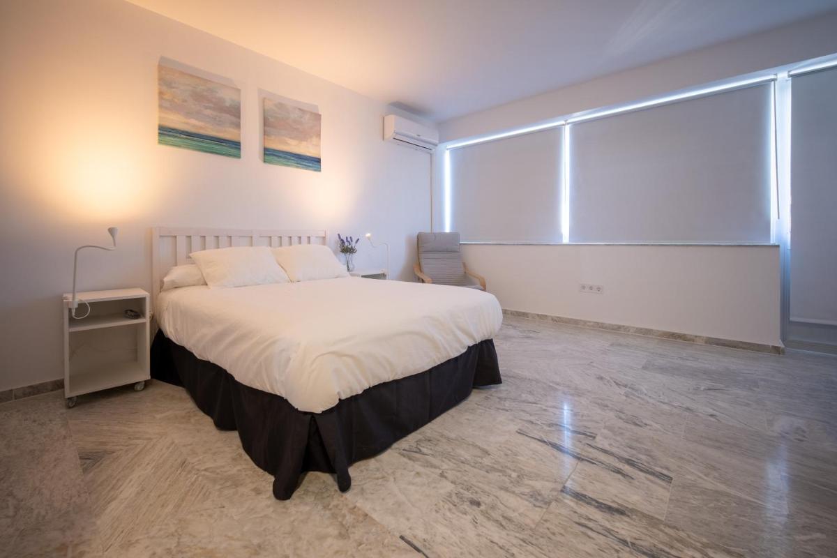 Hostal Antiguo Palacio Hotel París - Housity