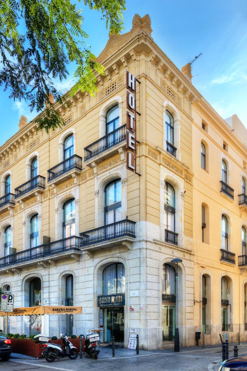 Hotel Lauria - Housity