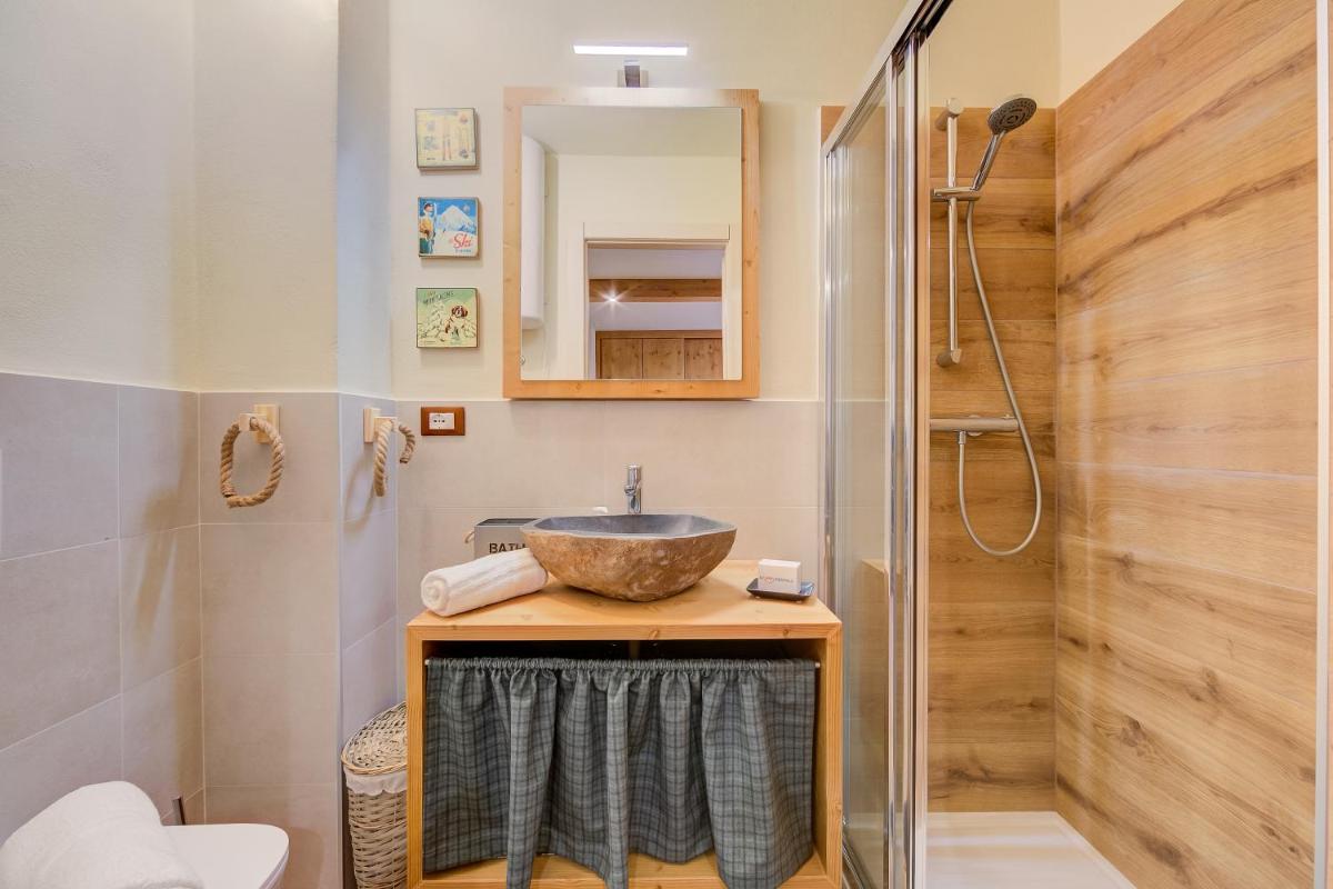 Suitetrails - Studio Les Caribous Mountain Retreat - Happy Rentals