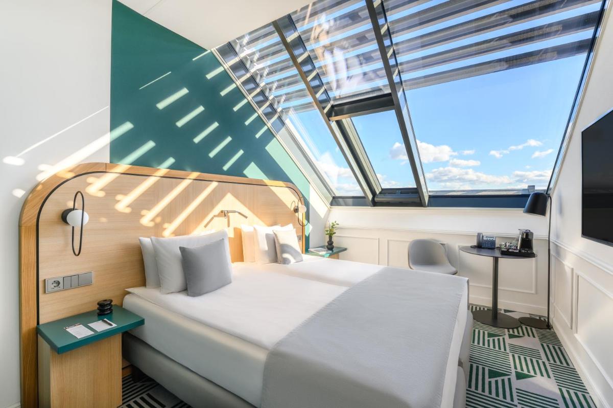 Hotel Oktogon Haggenmacher by Continental Group - Housity