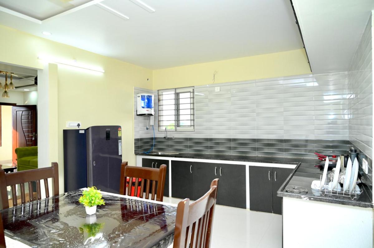 Suitetrails - Srivari Homestay