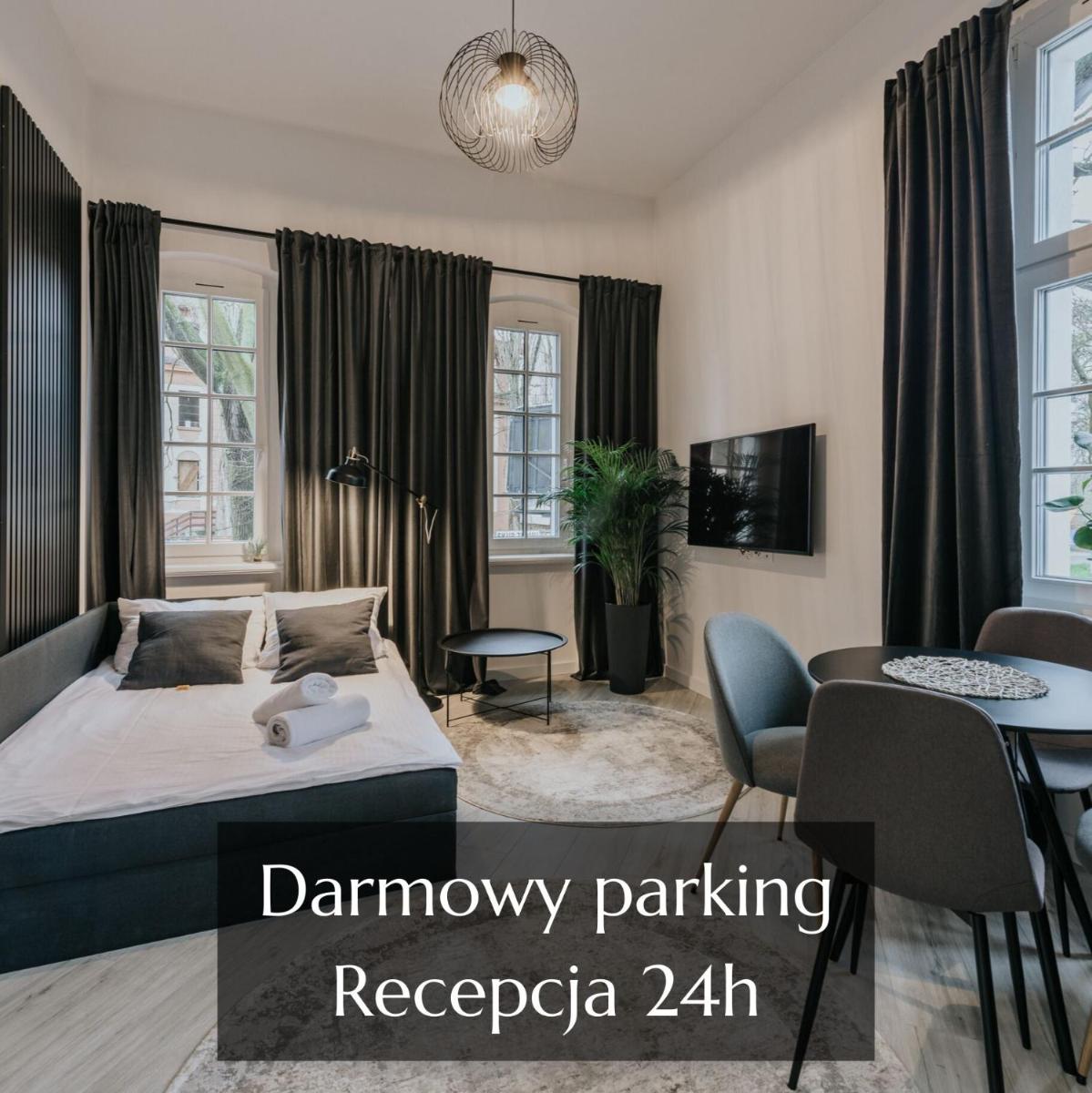 Stare Kasyno Aparthotel - Housity