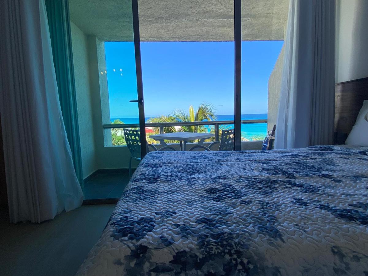 Great View, Beach & Balcony - Condo Solymar - Housity