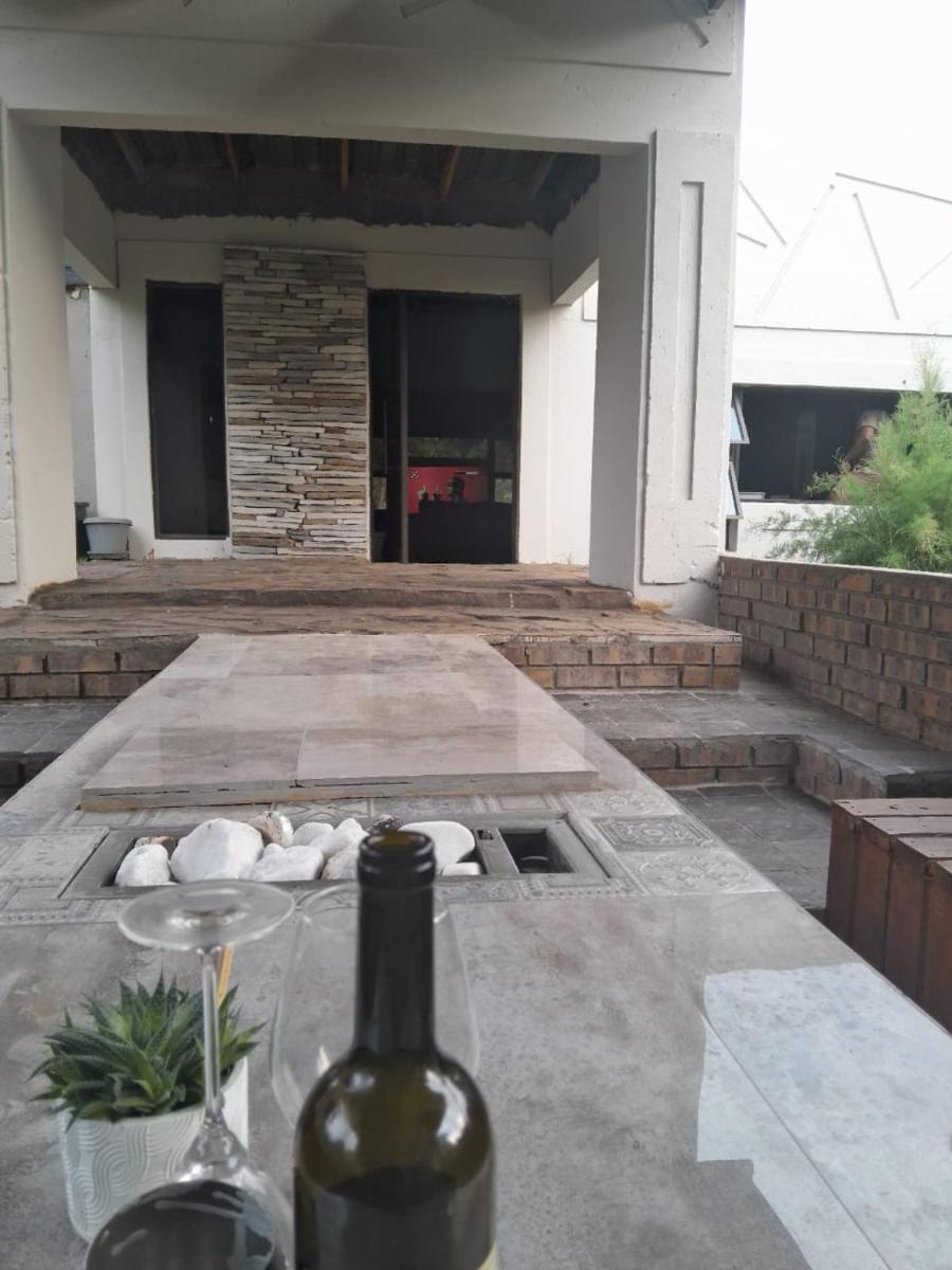 Imvunge Villa & Venue - Housity
