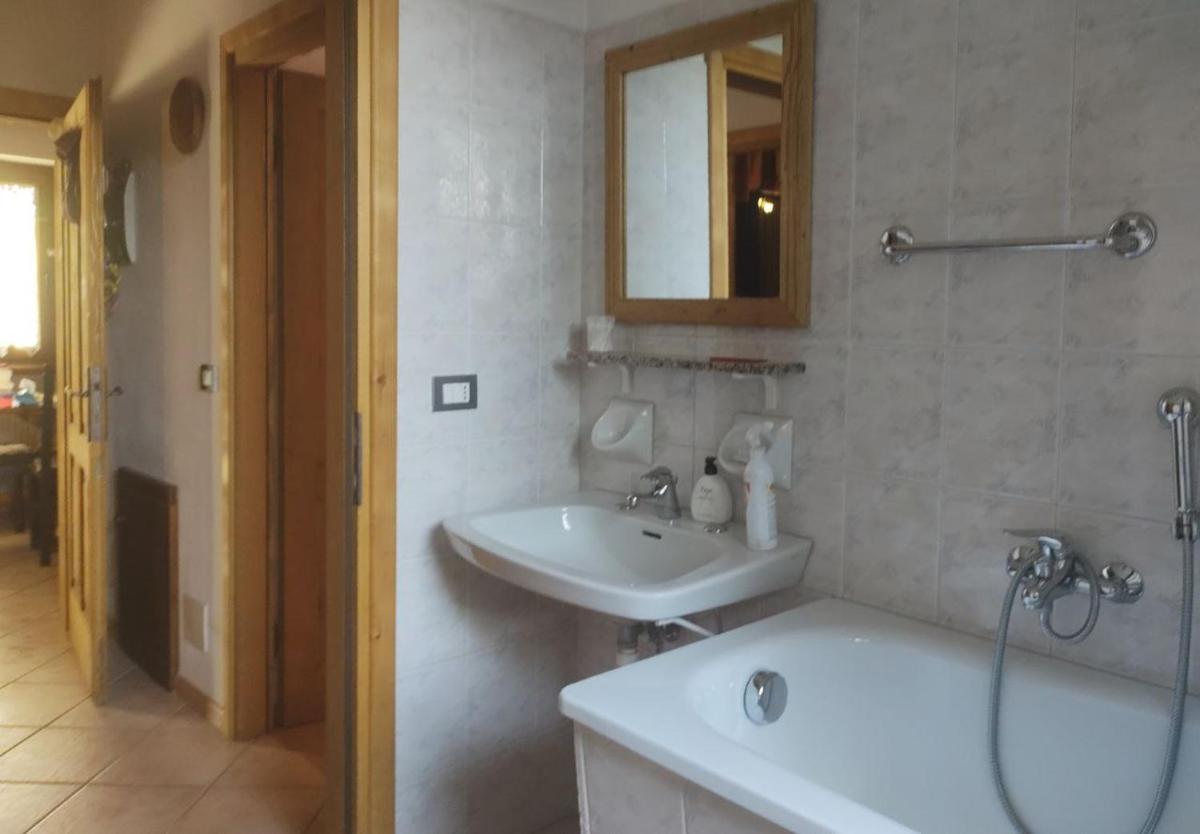 Villa-Giardino "Le None" - Housity