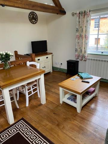 Stable Cottage, Bishops Castle - Housity