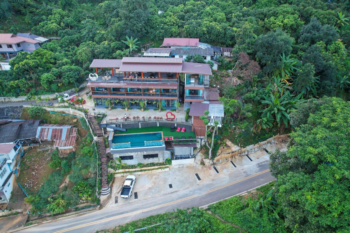 Oasis Phamee - Housity