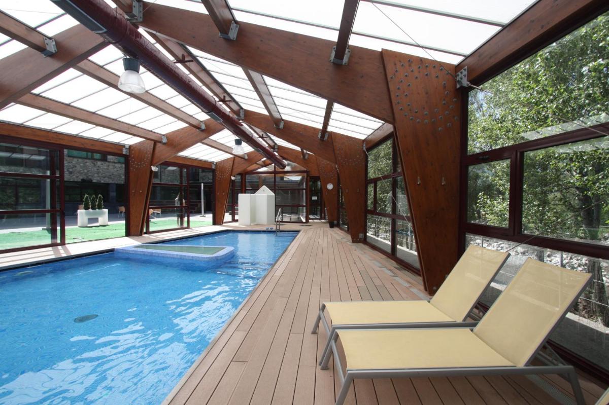 SOMMOS Hotel Aneto - Housity