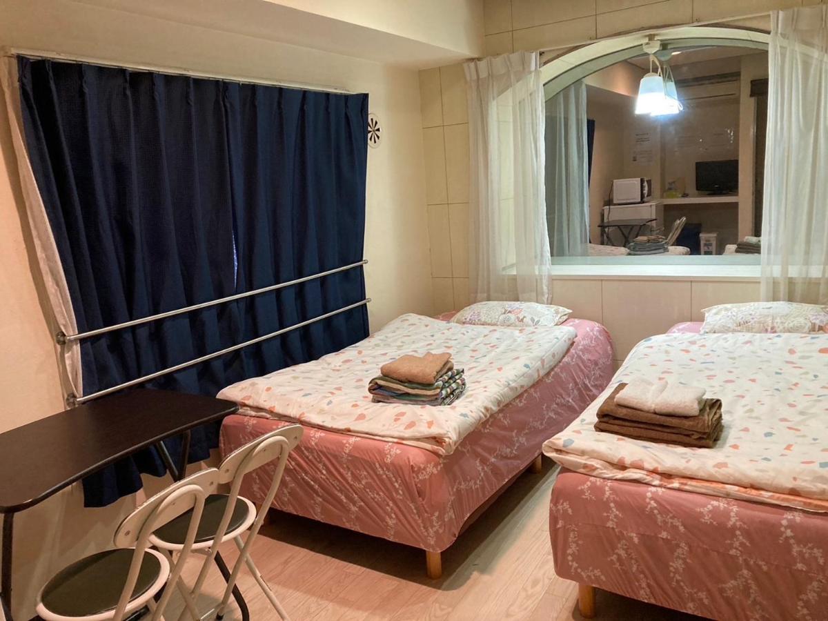 Miki Hall Akabane - Housity