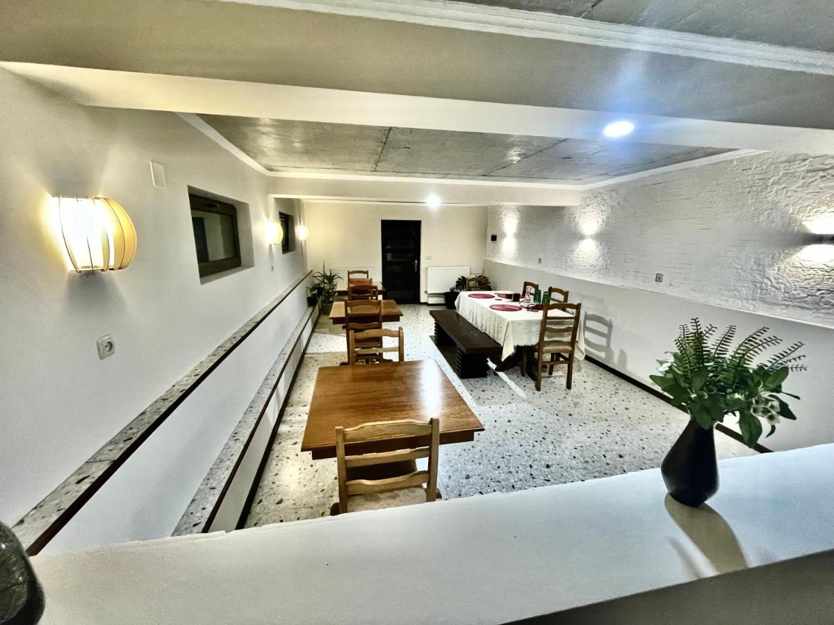 Guesthouse SHAMPRIANI - Housity