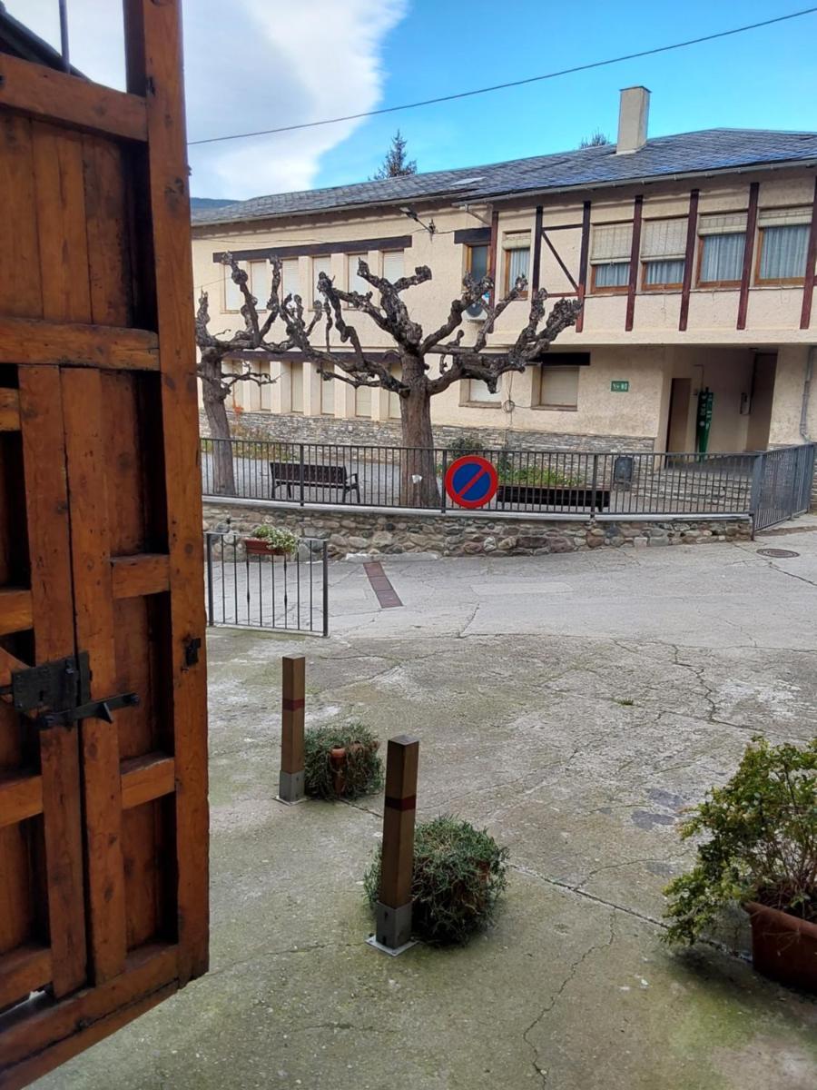 Apartament luxe Rural Adrall -La Seu d'Urgell-Andorra - Housity