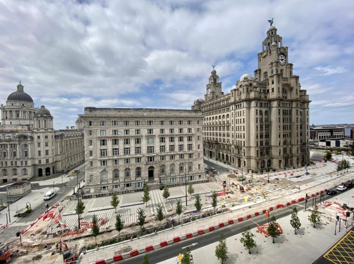 Liverpool Waterfront Apartment - Housity