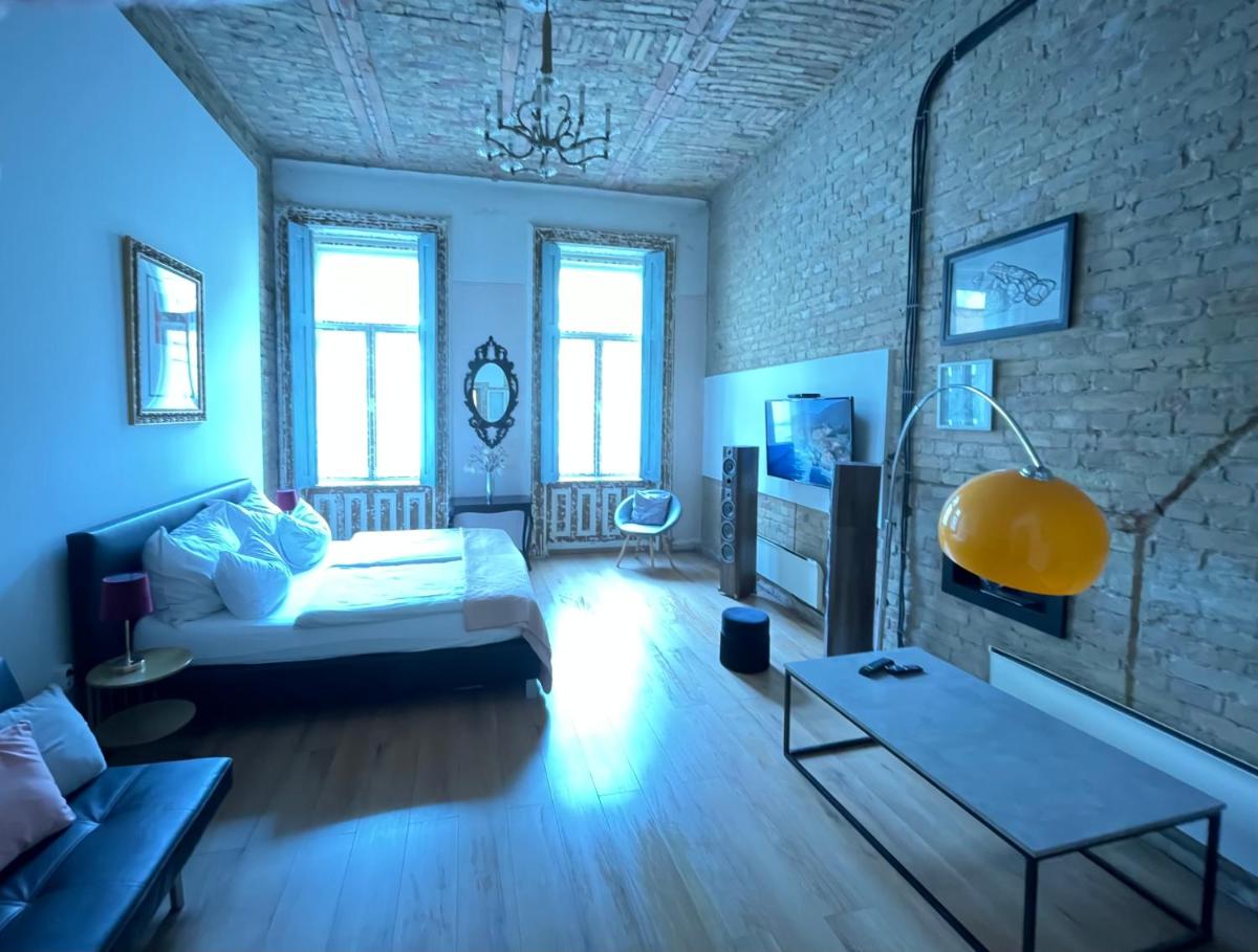 Budapest Loft Central Design Home - Housity